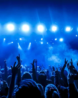 Live concert by Sidequest