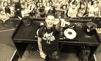 DJ Pauly D