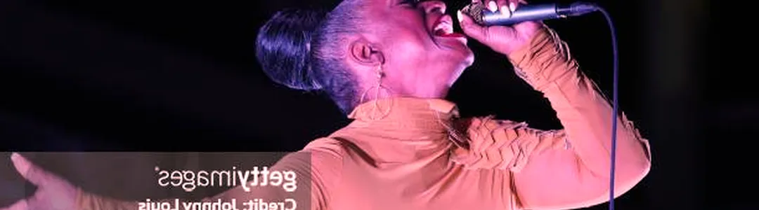Regina Belle