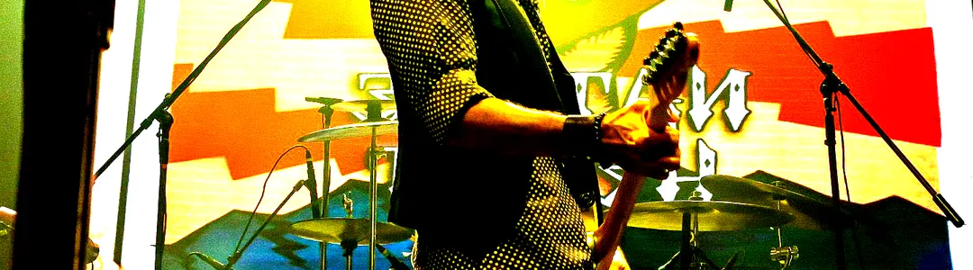 Roger Clyne And The Peacemakers